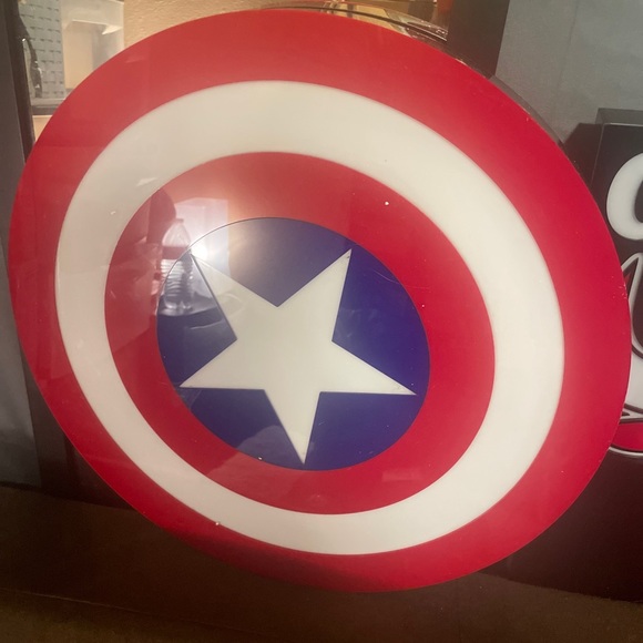 Neon lights - Picture 3 of 13